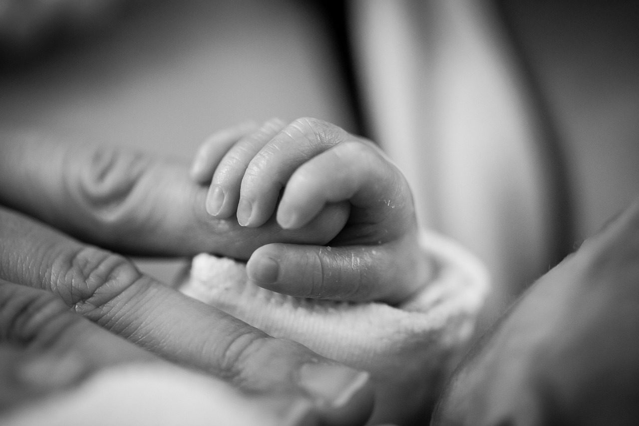 baby hand